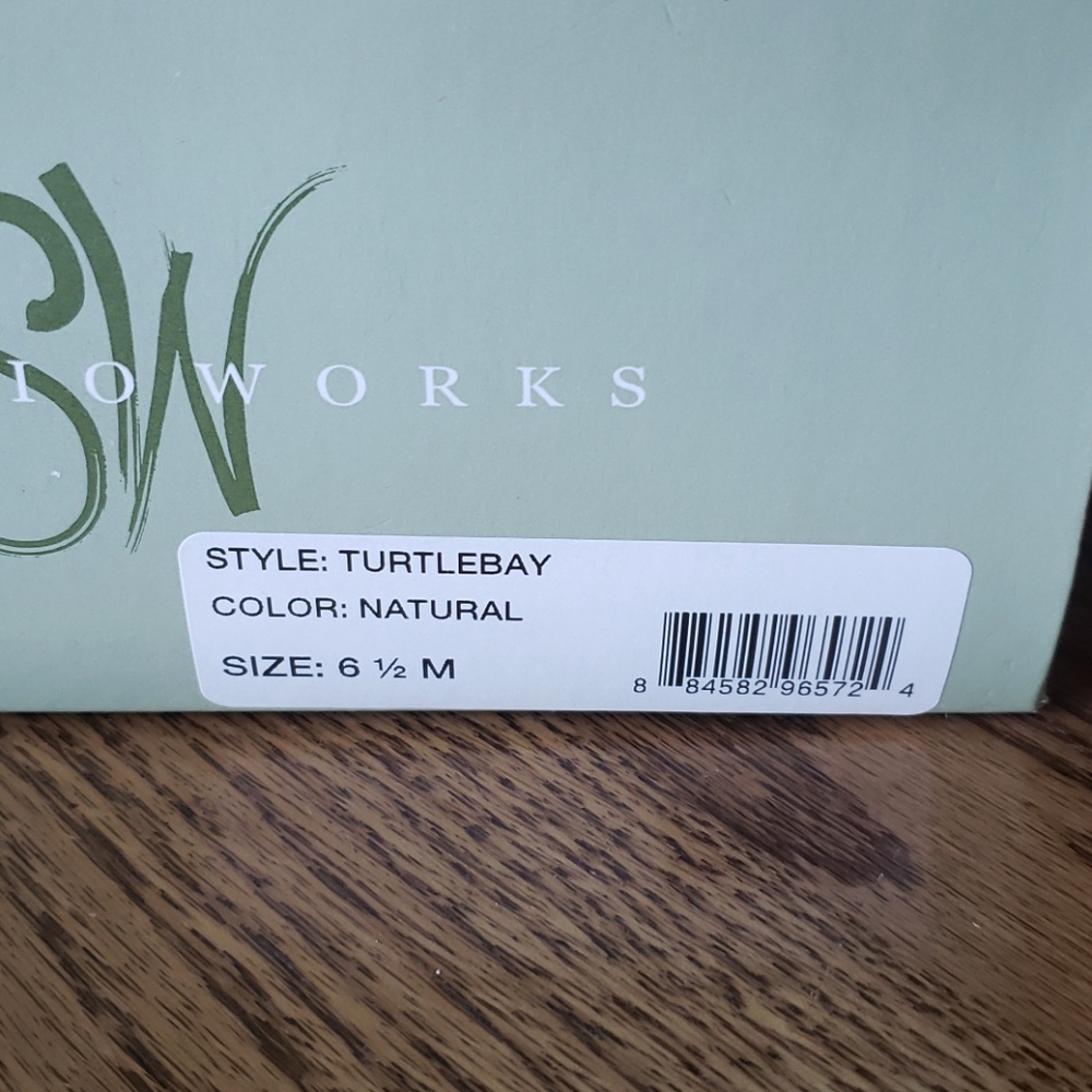 Studio Works Natural Color Sandals - Picture 5 of 5